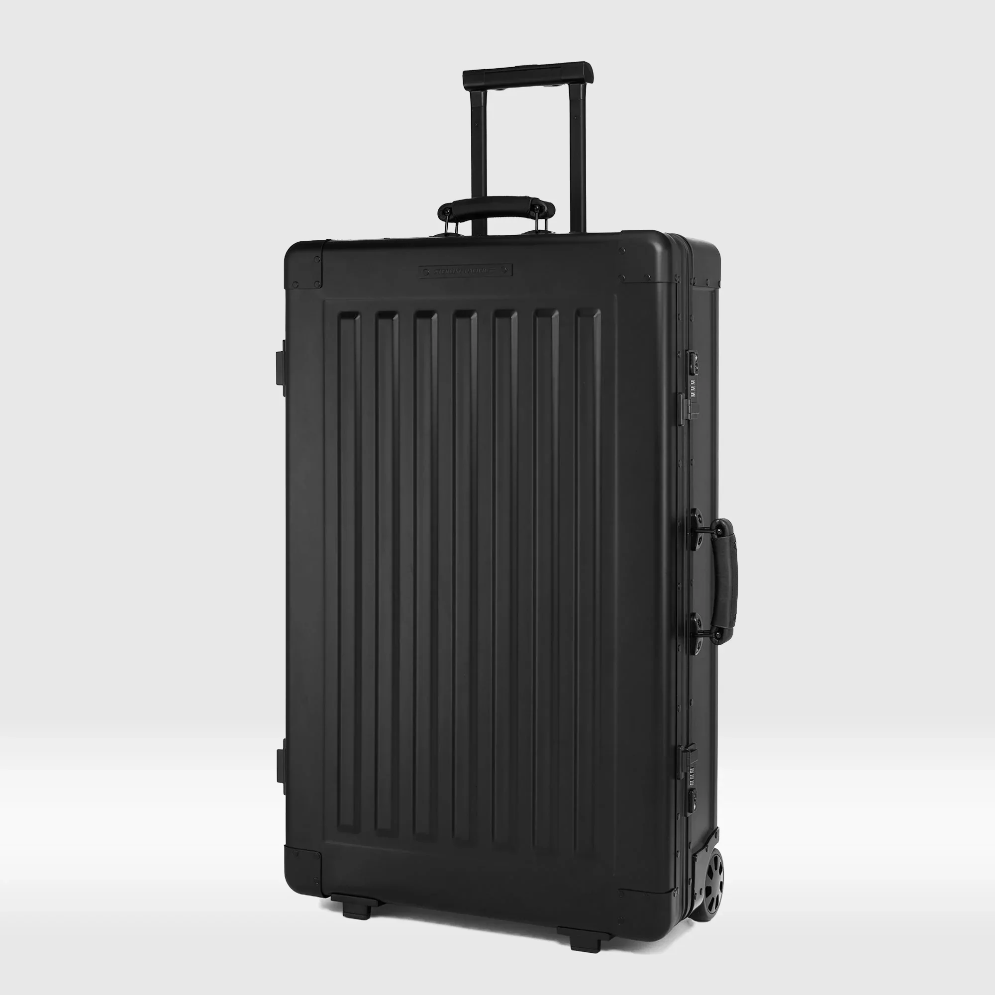 80L Check-In Travel Case - Image 3