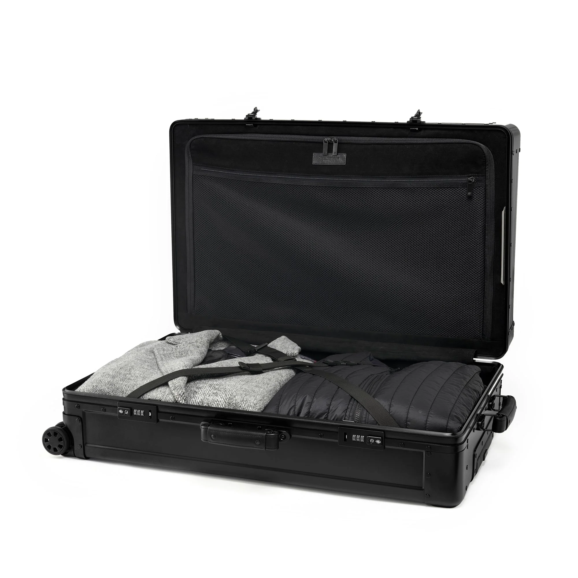90L Check-In Travel Case - Image 6