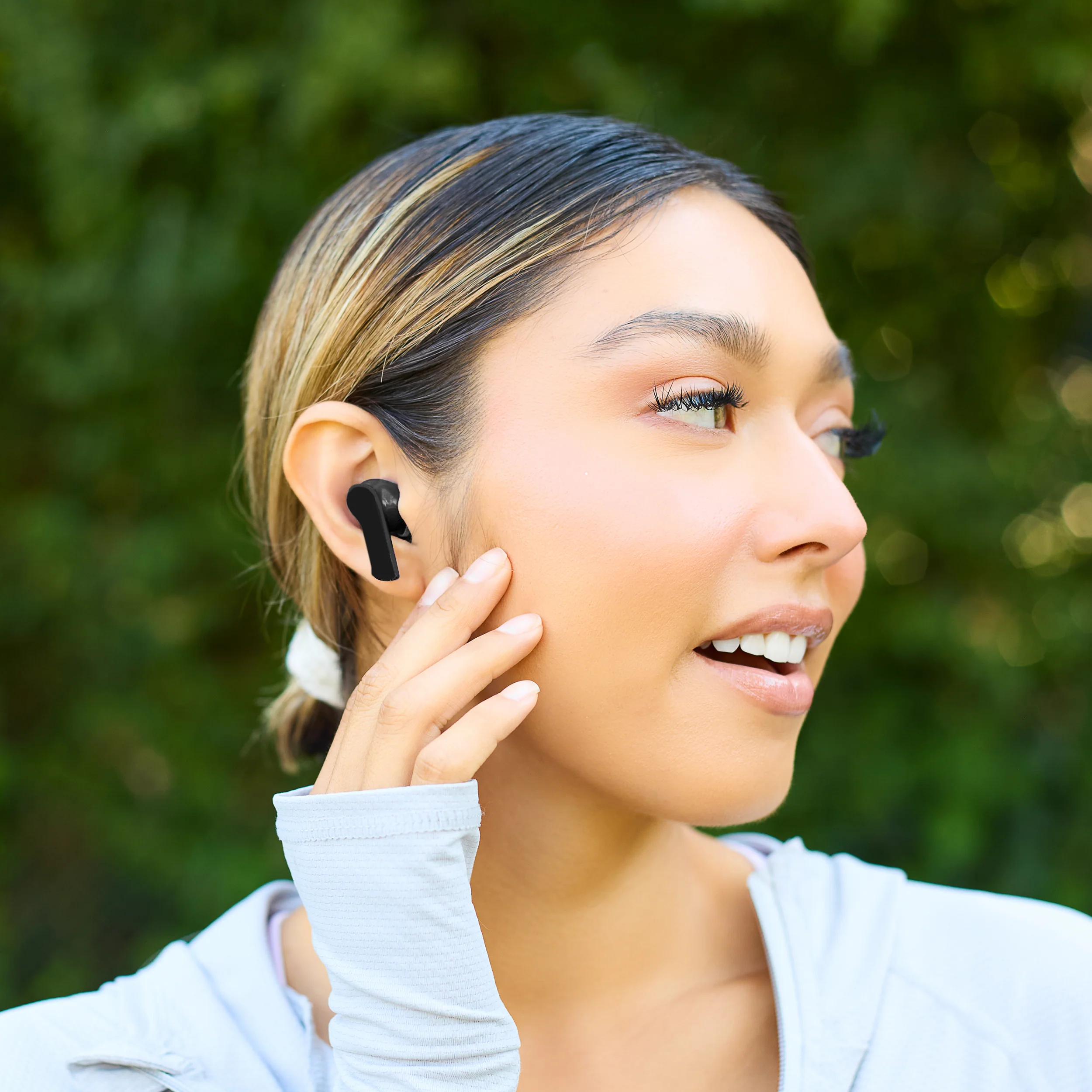 Equinox Groovz Wireless Earbuds - Image 2