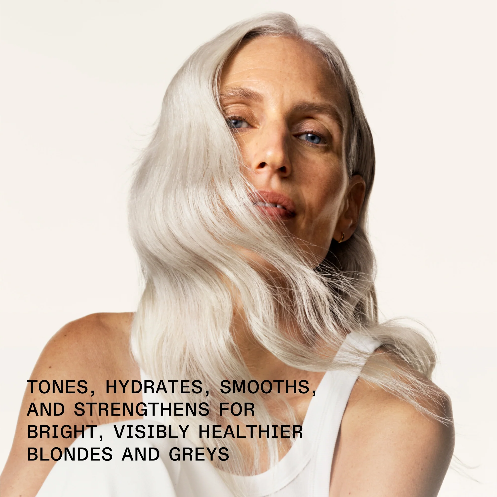 Olaplex Nº.5P Blonde Enhancer Toning Conditioner - Image 7