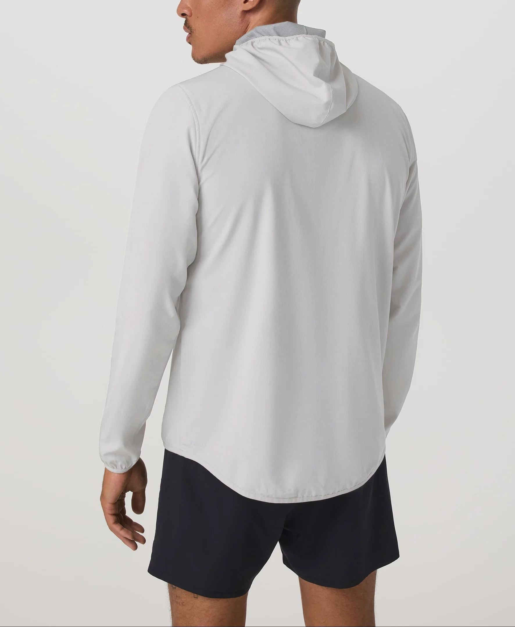Vuori Outdoor Trainer Shell - Image 4