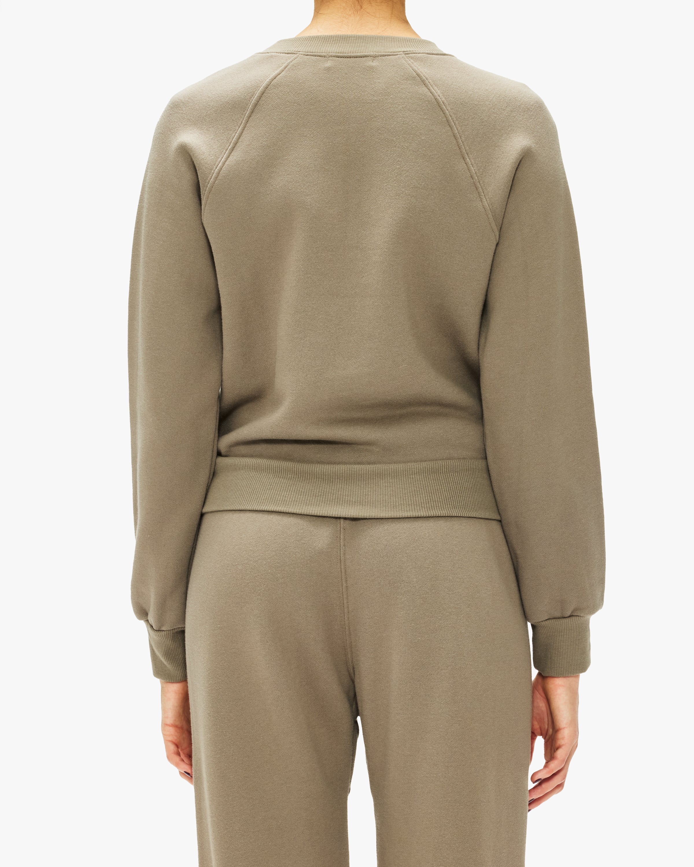 Eterne Raglan Sweatshirt - Image 2