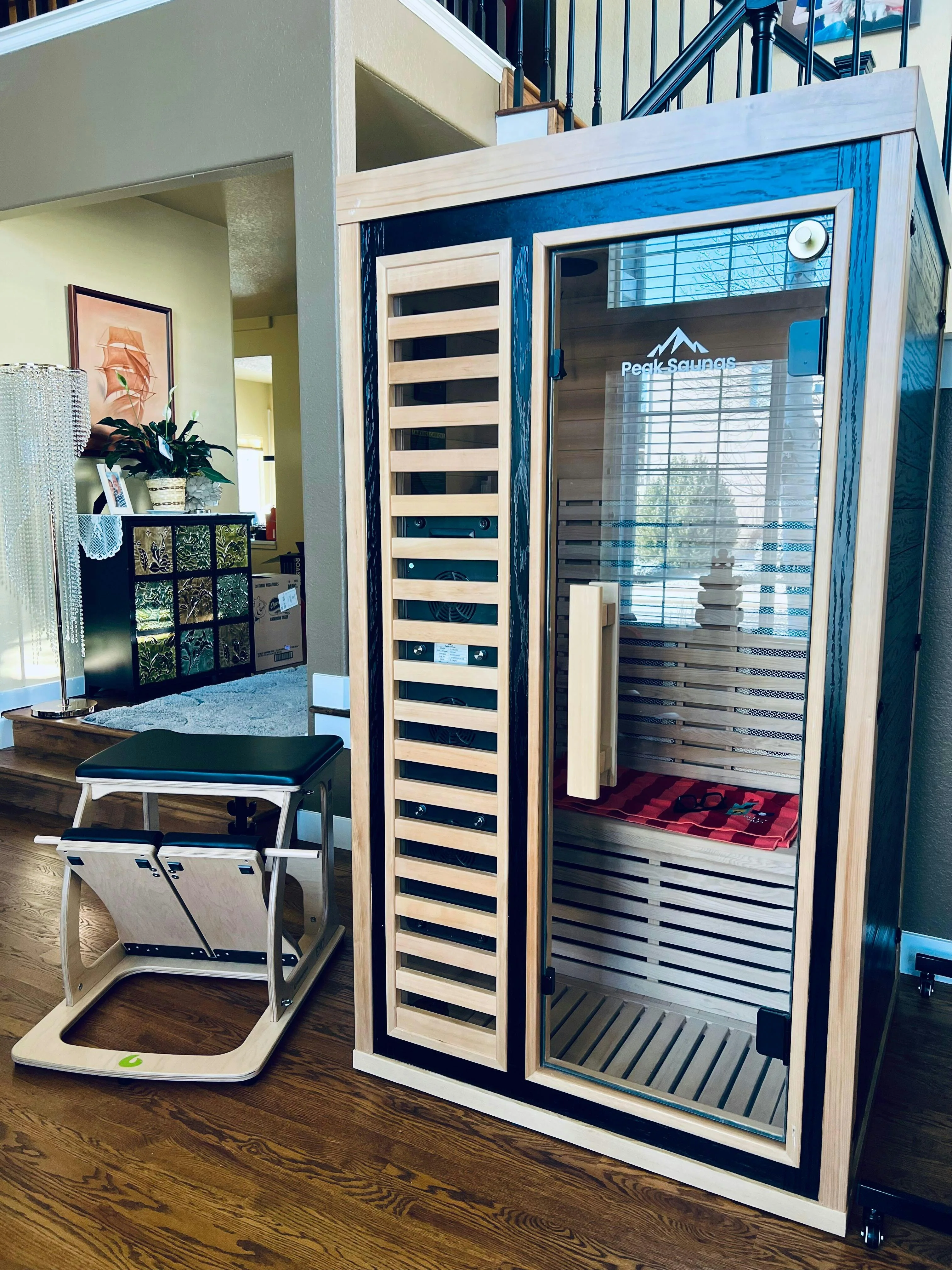 Shasta 1-Person Full Spectrum Infrared Sauna with Full-Body Medical-Grade Red Light Therapy & Smart WiFi App Control - Image 11