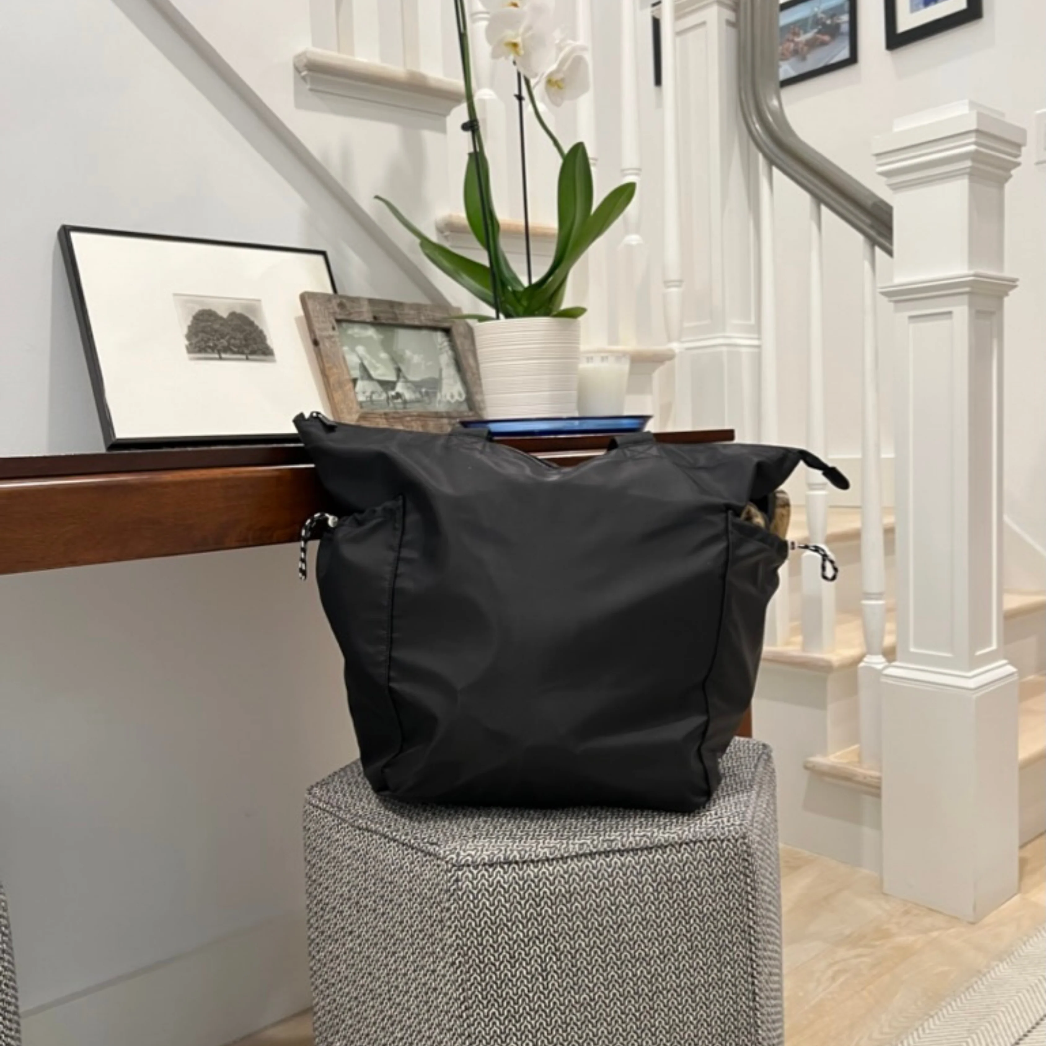 THE RIPPLE ZIP-TOP TOTE BAG / STINGRAY BLACK - Image 8