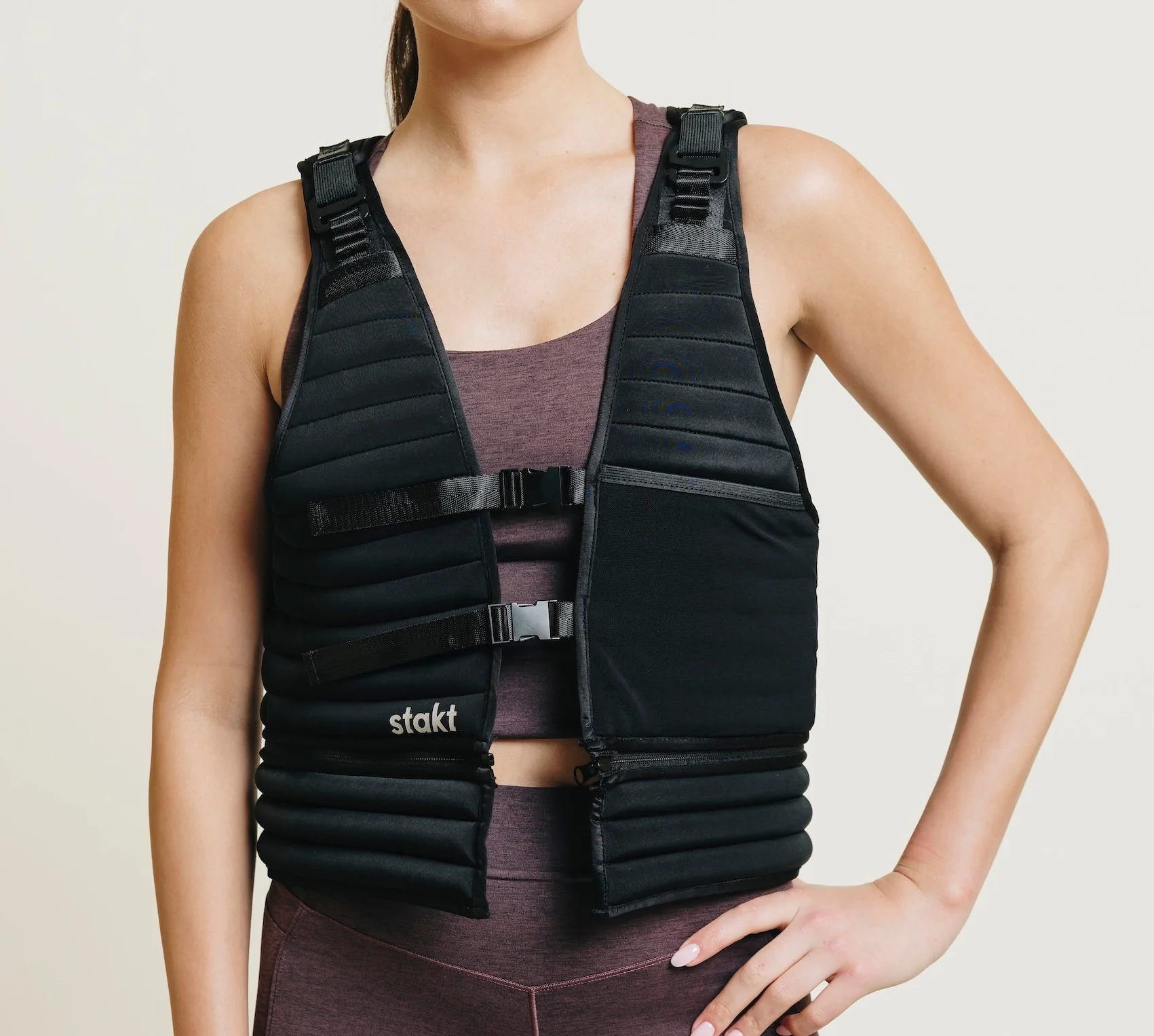 The Stakt Adjustable Weighted Vest - Image 3