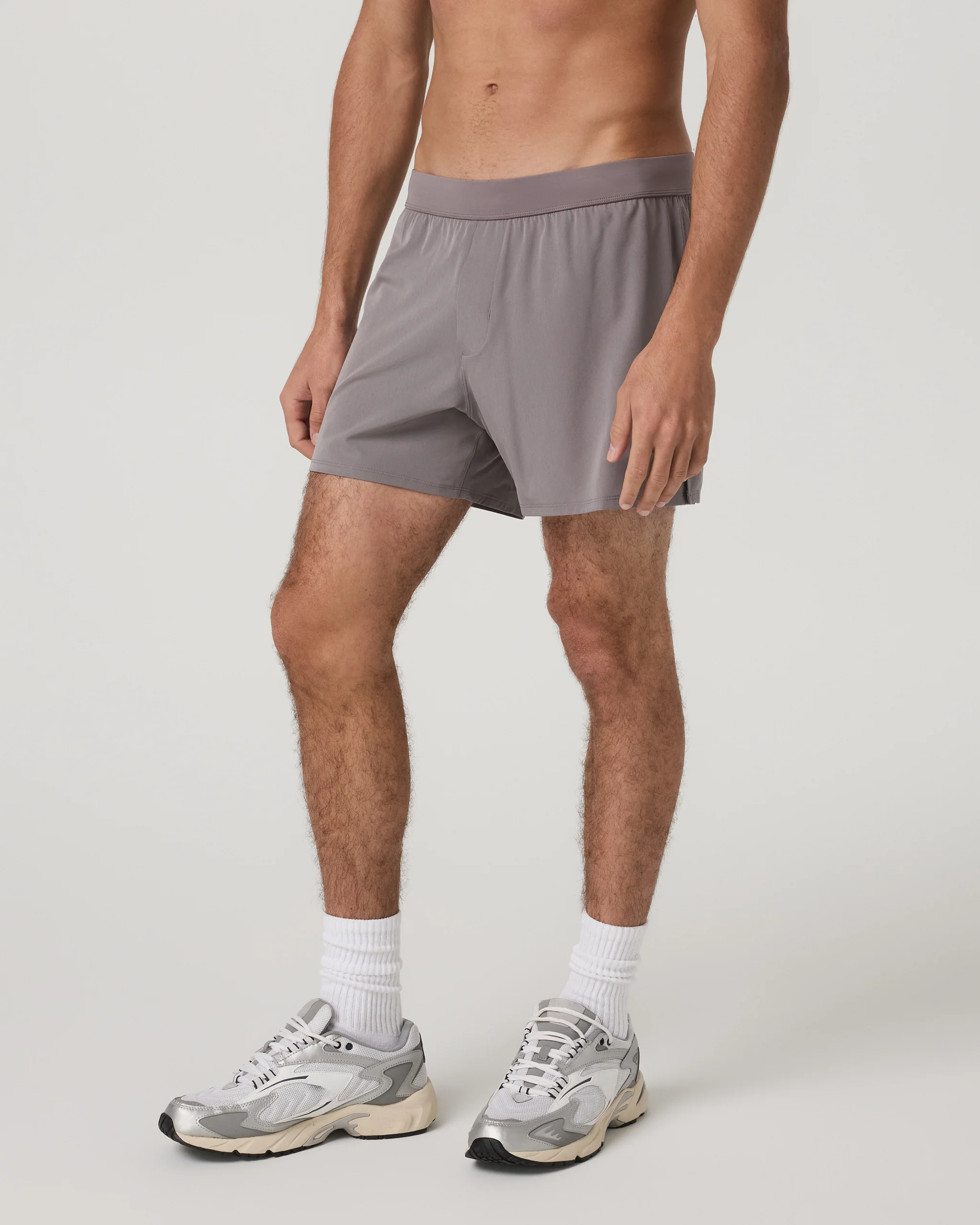 Vuori Qualify Short 5" - Lined - Image 2